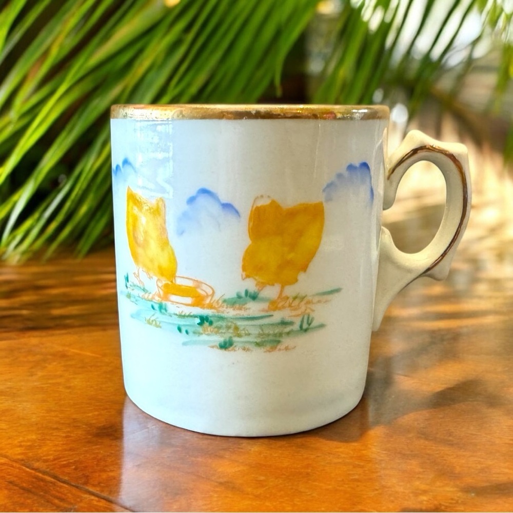 VINTAGE German Hand-Painted Mug – Chicks Eating with Golden Rim